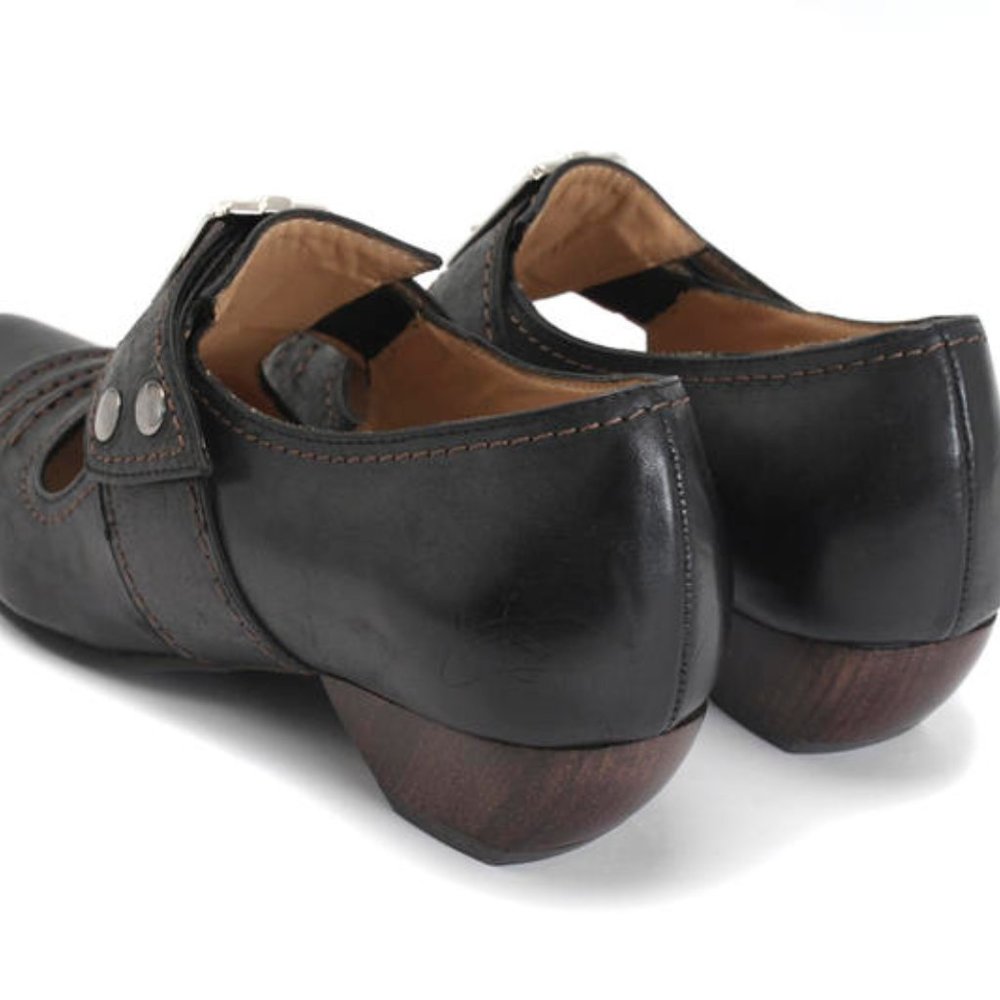 ISO Fluevog Pilgrim Shoes 8 - Picture 3 of 3
